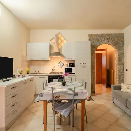 Apartment Casa Angeli - By The River